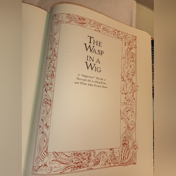 Alice in Wonderland Into the Looking Glass (Book) - Picture 17 of 17